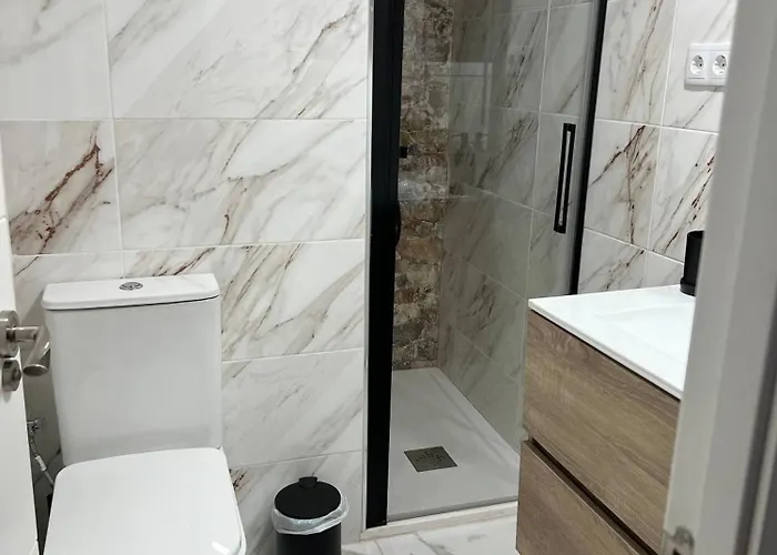 Guest house Ground Floor With Terrace And Pool