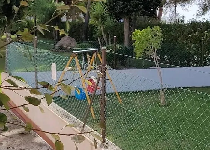 Guest house Ground Floor With Terrace And Pool *