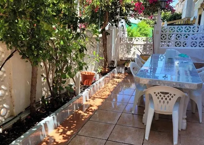 Ground Floor With Terrace And Pool Torrevieja