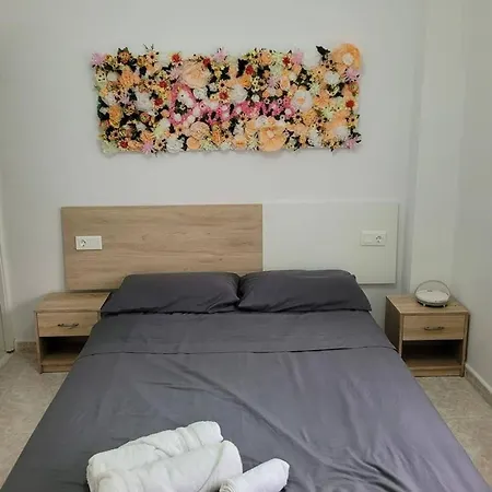 Ground Floor With Terrace And Pool Guest house Torrevieja