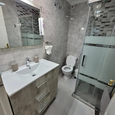 Ground Floor With Terrace And Pool Torrevieja