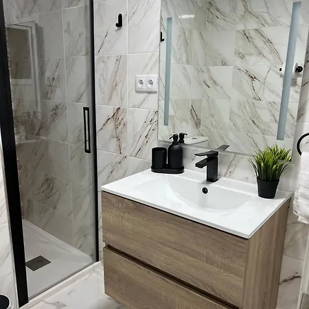 Ground Floor With Terrace And Pool Guest house *