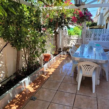 Ground Floor With Terrace And Pool Torrevieja