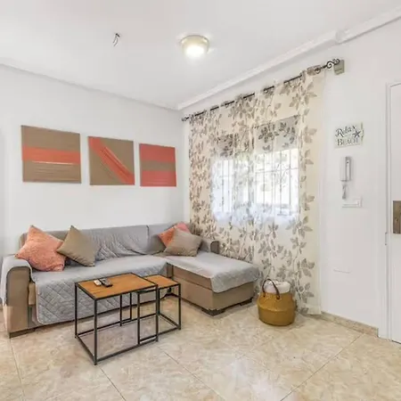 Ground Floor With Terrace And Pool Torrevieja